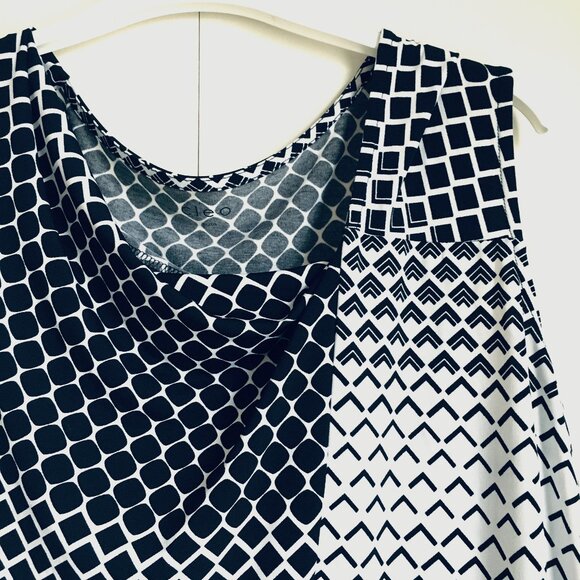 Cleo Asymmetrical B&W Geometric Patchwork Draped Neck Top - Picture 5 of 16